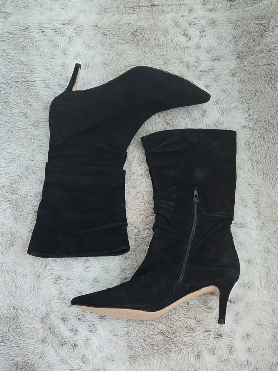 Neiman Marcus Shoes - Neiman Marcus velvet shoes heeled